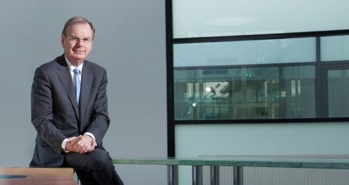 Bernard Wientjes op mainstage Verbindingsfestival