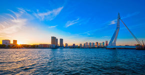 Rotterdam gaat voor schonere lucht met fiets en e-bus